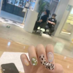 -小小美甲美睫