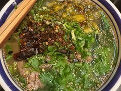 -云阿蛮云南生烫牛肉米线(奉贤路店)