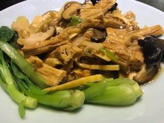 -窄巷子陕菜馆·地道陕西菜(粉巷店)