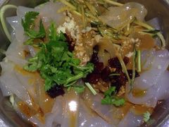 -老码头黑皮肘子锅包肉(赣水路店)