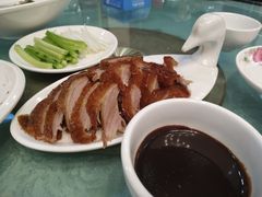 -六和聚传统烤鸭.天津菜(和平店)