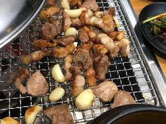 -肉甲韩国木炭烤肉(新壹街1店)