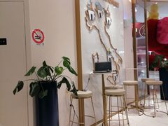 -LAVAZZA 拉瓦萨咖啡(北外滩来福士店)