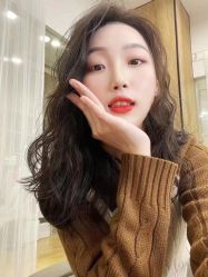 -苏豪美发S A L O N烫发染发