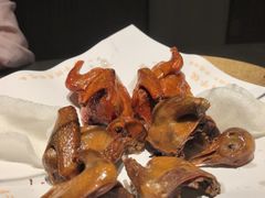 -鸽子侯·家宴·平价海鲜(市图书馆店)