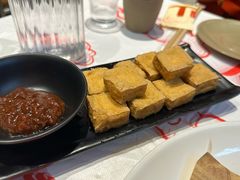 -肥肥虾庄·金牌油焖大虾(汉街SKP店)