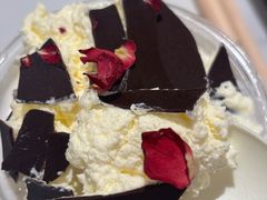 -HOT CRUSH趁热集合·现烤面包(上海环球港店)