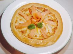 烟三文鱼披萨-绿茵阁(体育西分店)
