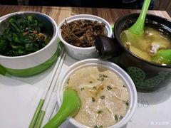 -老乡鸡(南京新街口洪武北路店)