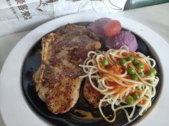 -豪客来牛排(中央花苑店)