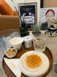 -倩极·精研痘敏肌管理
