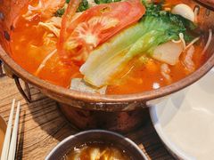 六姐番茄锅-成都你六姐·牛肉冒菜(上海环宇荟店)