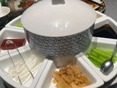 -羲和雅苑•北京烤鸭(平安国际金融中心店)