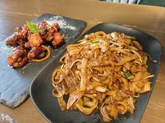 -梧桐树下(云锦世家店)
