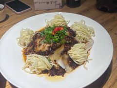 -小三峡食府(西五路店)