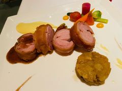 脆皮烤乳猪-蝶舍·MAISON PAPILLON