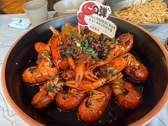 -巴厘龙虾·榜首油焖大虾(音乐学院·沿江酒馆店)
