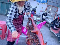 -黄记四更烤乳猪店