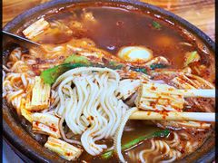 方便面砂锅-清真·马文砂锅大全(麦苋街店)