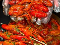 -何师烧烤Pro ·小龙虾·江湖川菜·精酿啤酒(太古里旗舰店)