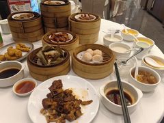 -万龙洲海鲜(大兴绿地缤纷城店)