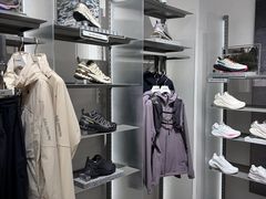 -SALOMON萨洛蒙(长沙国金街店)