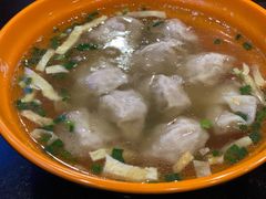 小馄饨-大龙汤包