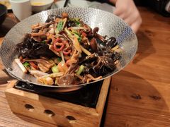 -老板恋上鱼(荣盛广场店)