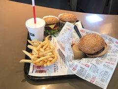 -The Habit Burger Grill 哈比特汉堡(复兴soho店)