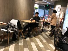 -肯德基(中纬店)