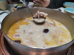 -洪氏嗨捞·猪肚鸡火锅(阳光天地店)