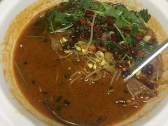 -鲤鱼塘农家山庄