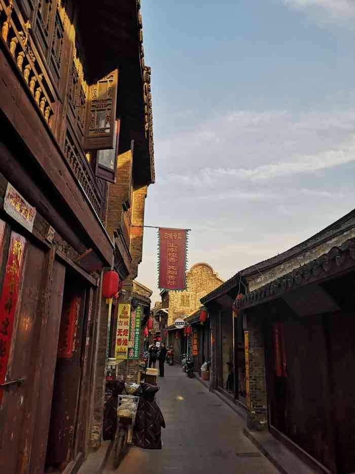 金东门老街-"周末带奶奶和弟弟去玩 那边人流量现在变小.