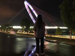 -南京眼步行桥