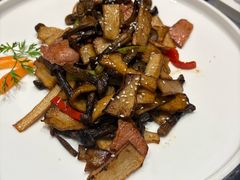 -连鹭海鲜·海肠捞饭·海胆饭(星海店)