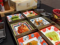 -山川小町·极番烧肉(新地假日广场店)
