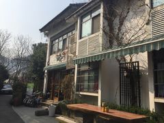 -宜居精品旅舍(灵隐寺店)