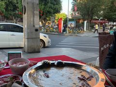 -山城年华老火锅(玉林店)