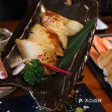 基本上轻轻一夹就能夹起一大块！