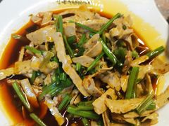 -王万妈卤猪脚(青岩交通路)