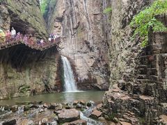 -龙潭大峡谷