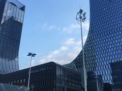 -苏州现代传媒广场商业