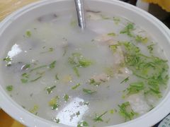 鱼片粥-官塘陈记鱼生·潮汕砂锅粥·牛肉火锅(潮枫路总店)