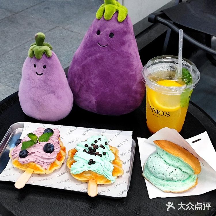 在魔都和小茄总一起吃下午茶甜品