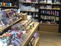 -九木杂物社(大东方百货店)