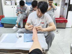 -郑远元专业修脚房(莘朱路店)
