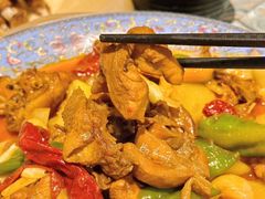 -巴扎美食·新疆菜·西域歌舞表演餐厅(新疆大厦店)