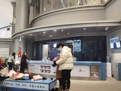-成都冰纷万象滑冰场