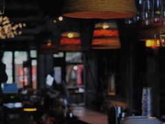 -城墙外BAR