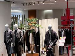 -王府井百货熙地港店